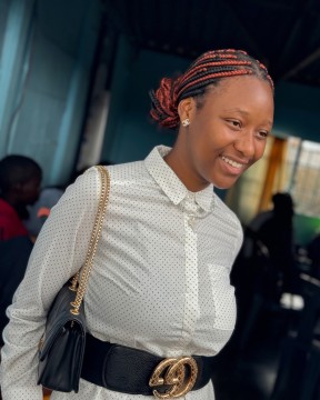 Savanna Chibanda, the 20-Year-Old Bead worker Juggling University and Business