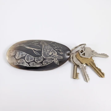 Giraffe scrimshawed bone keychain handcraft from Zimbabwe