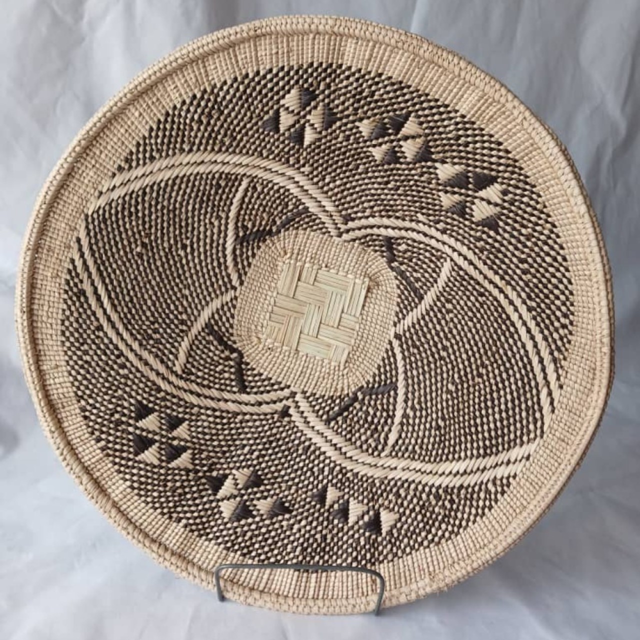 Exquisite 14" (36cm) Nambiya wall deco basket